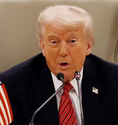 Ông Trump tuyên bố Iran sẽ không bao giờ có vũ khí hạt nhân, ông bày tỏ sự thương tiếc đối với 13 binh sĩ đã hy sinh trong cuộc chiến đang diễn ra.
