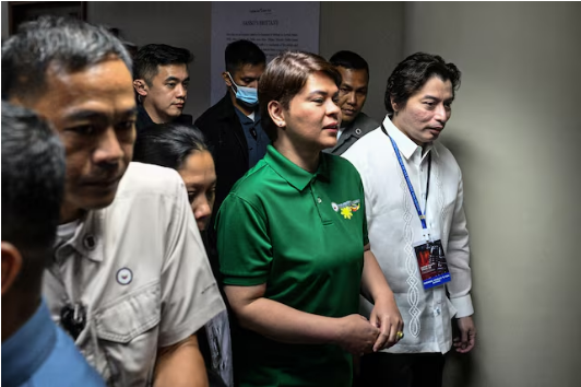 Tòa án Philippines ra lệnh bắt giữ Phó Tổng thống Duterte trong vụ án đe dọa nghiêm trọng.